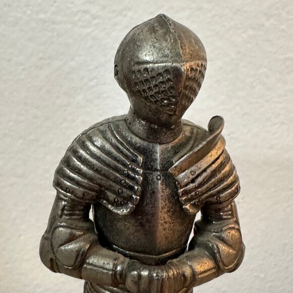King‎ Henry VIII Foot Combat Armour C.1520 Pewter Detailed Figurine Articulated - Picture 12 of 13